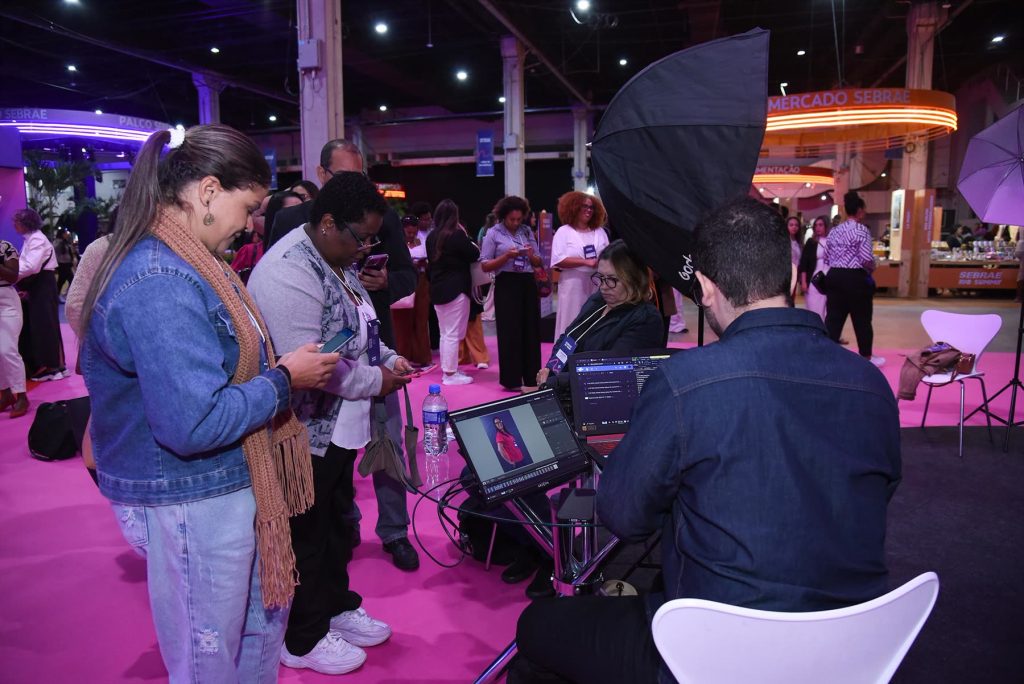Estúdio Portátil em Tempo Real — Sebrae Rio Summit 2025 — registro